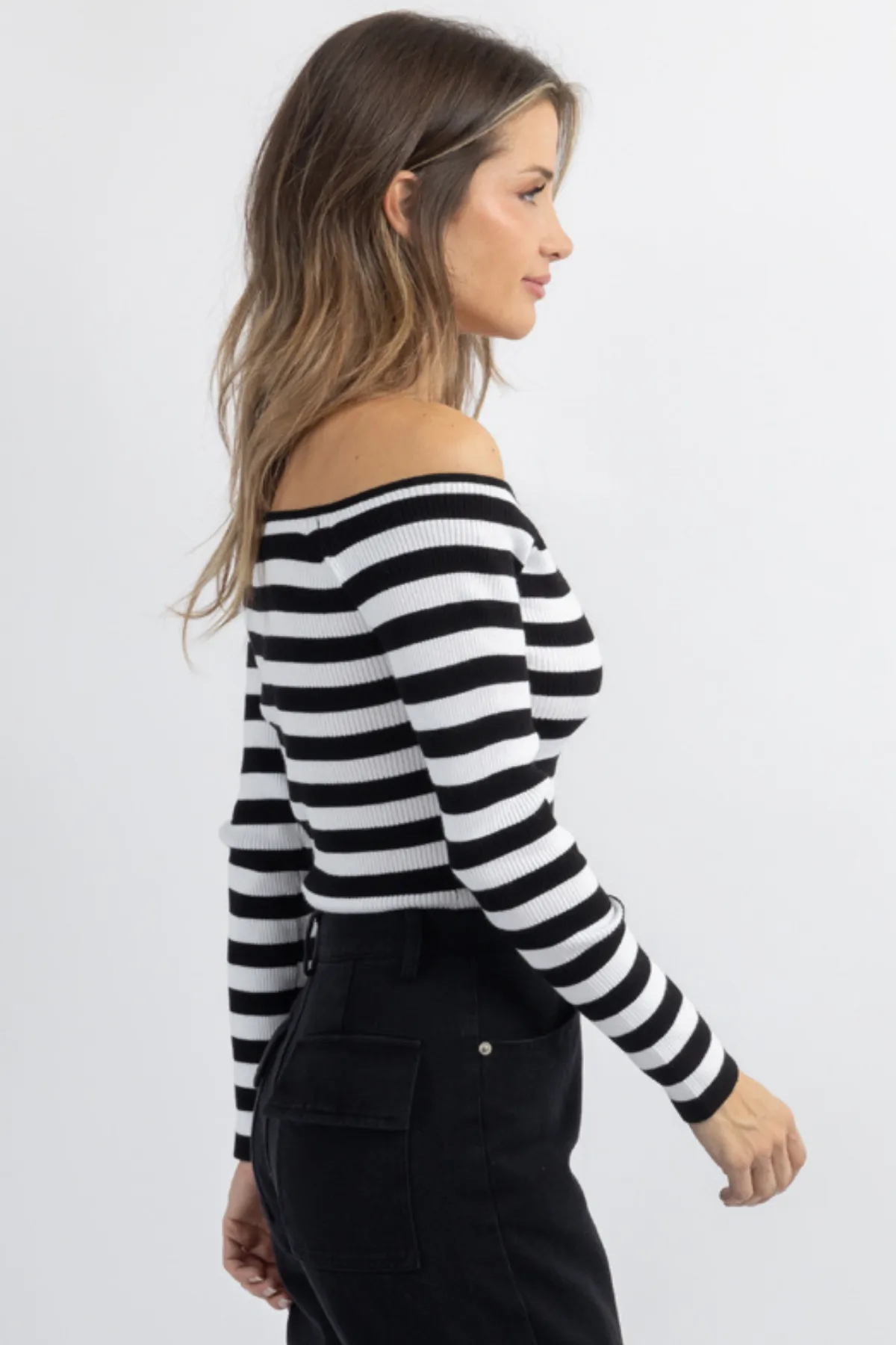 BLAZE B W STRIPED TOP