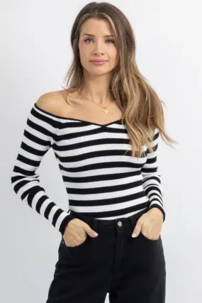 BLAZE B W STRIPED TOP