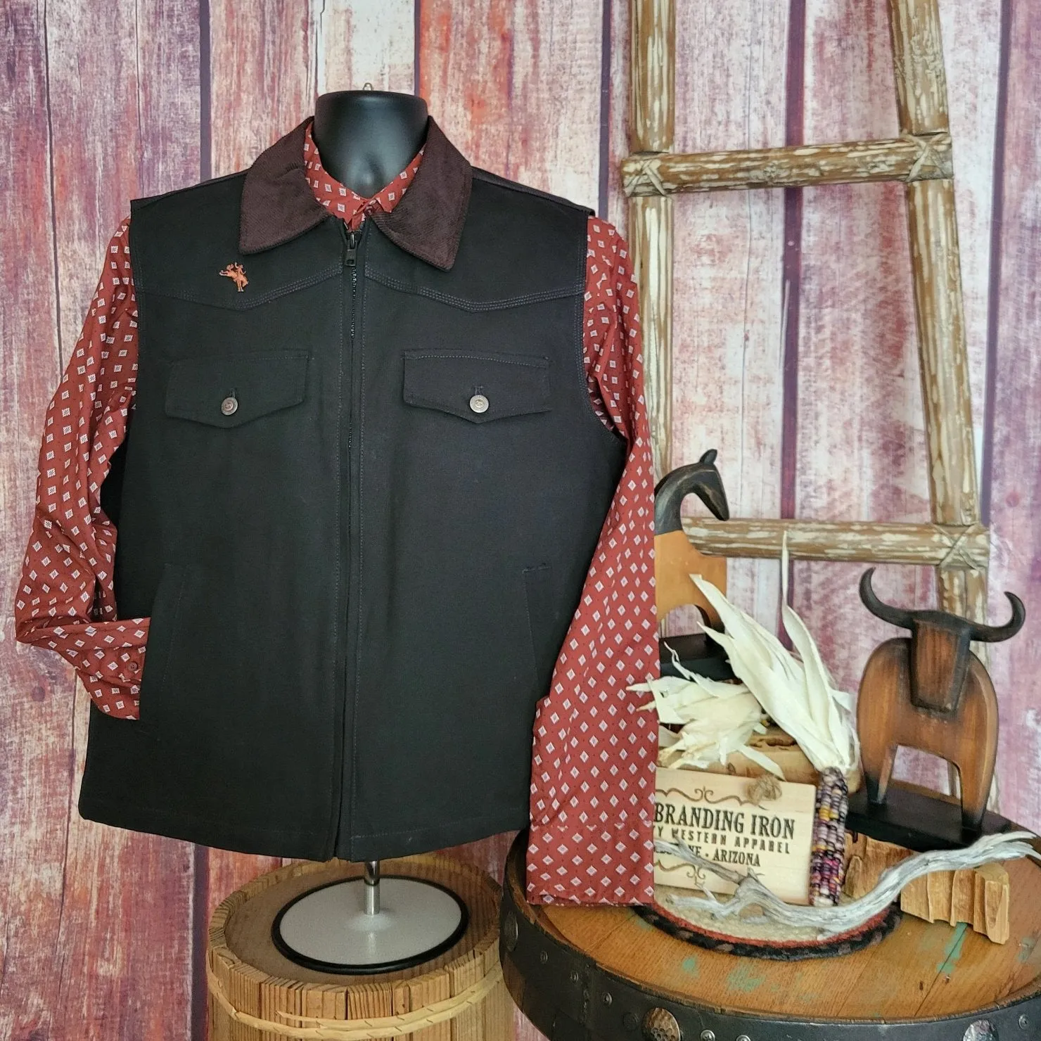 Conceal Carry Vest the "Cody" by Wyoming Traders BLK/TAN