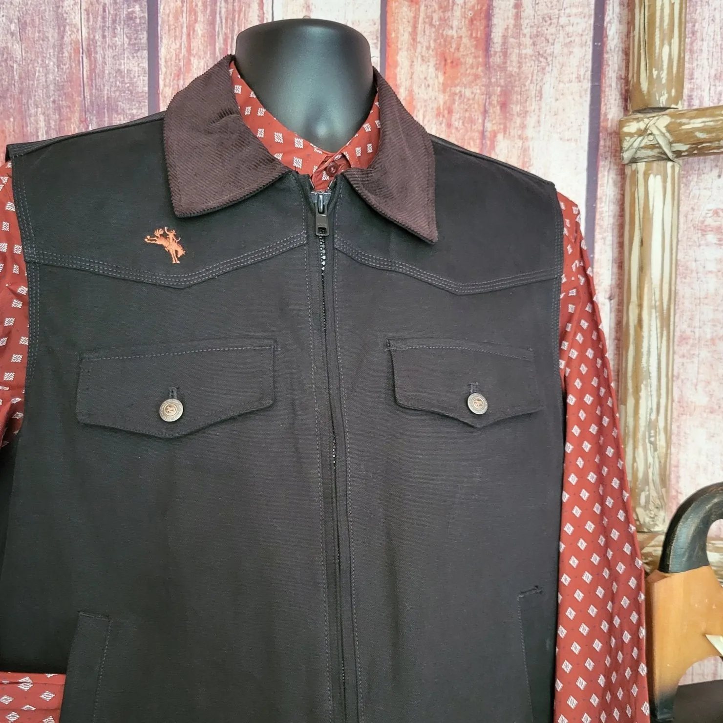 Conceal Carry Vest the "Cody" by Wyoming Traders BLK/TAN