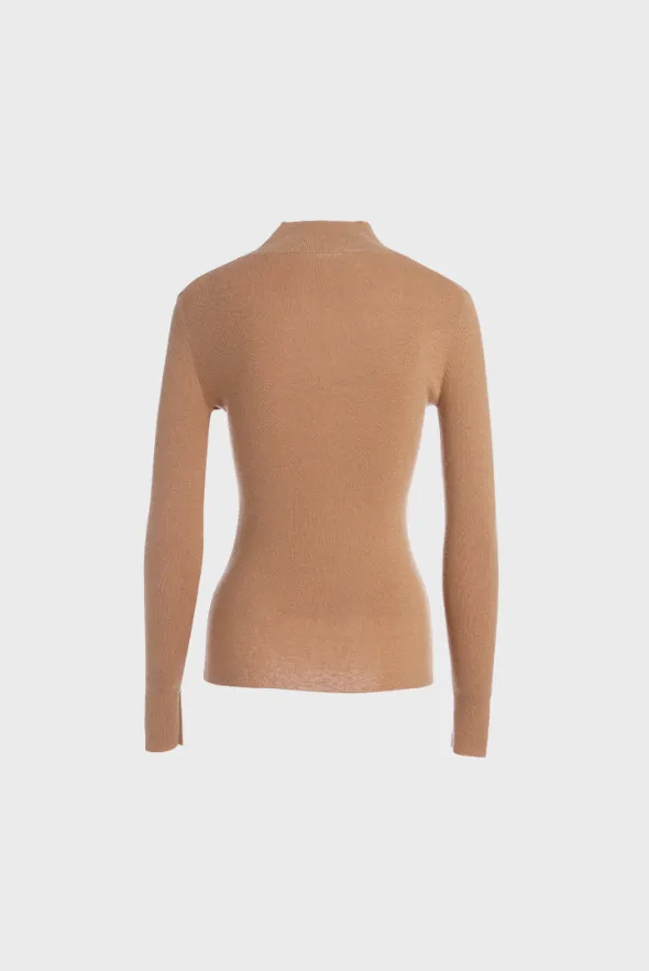 Fitted Mock-Neck Sweater (White Worsted Cashmere Staple)