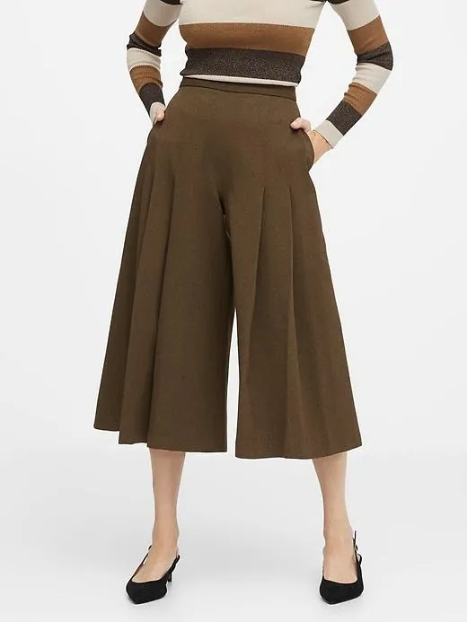 High-Rise Culottes in Brown