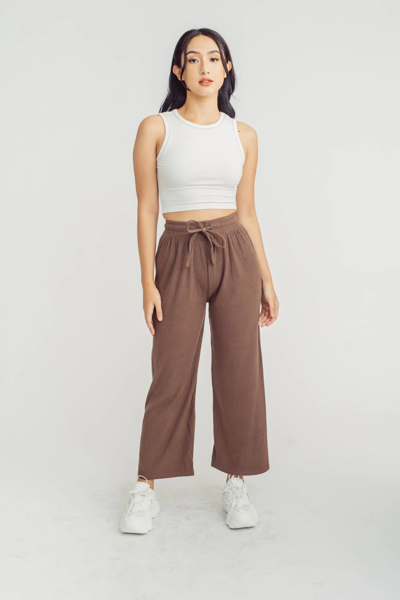 Seoyun Brown Knitted Elastic Waist Straight Cut Culottes