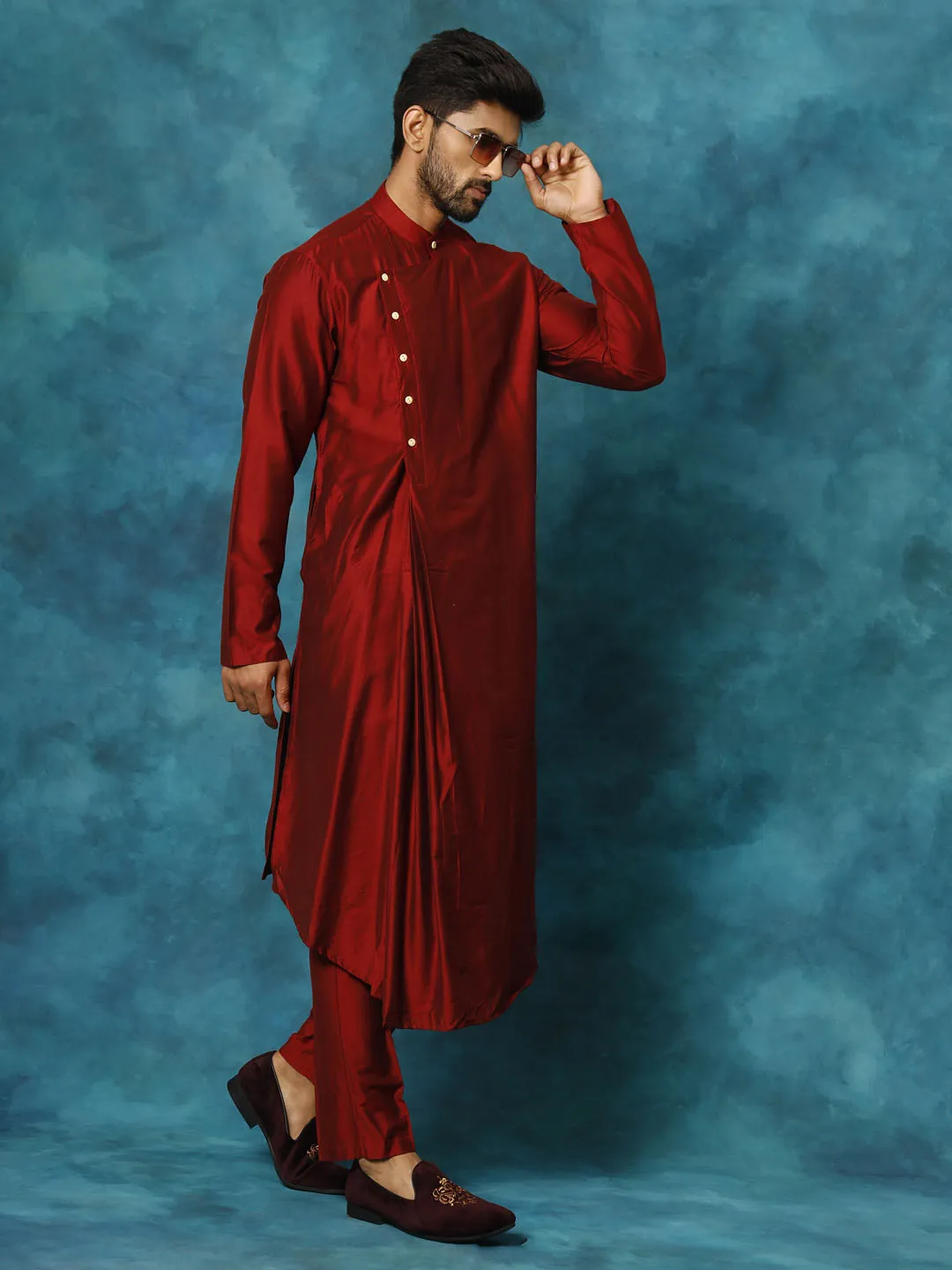 SHRESTHA By VASTRAMAY Men's Maroon Pleated Kurta