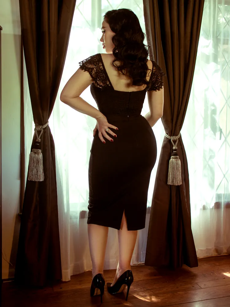 Vamp Pencil Skirt in Black with Lining