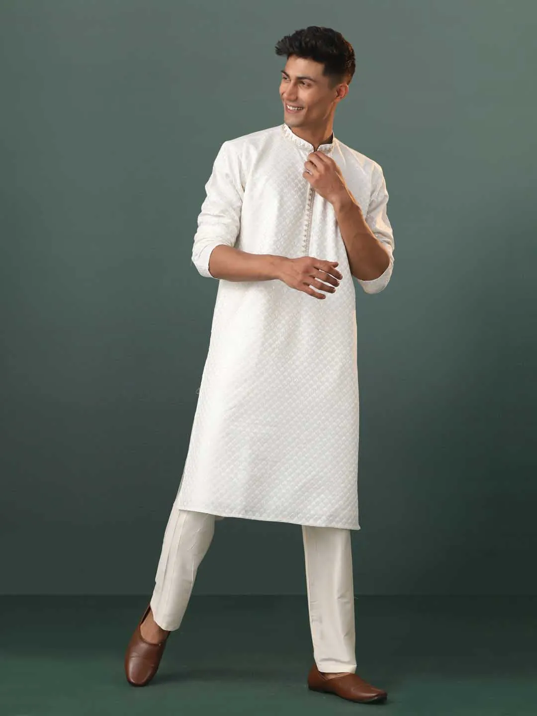 Vastramay Cream Embroidered Cotton Kurta Pyjama