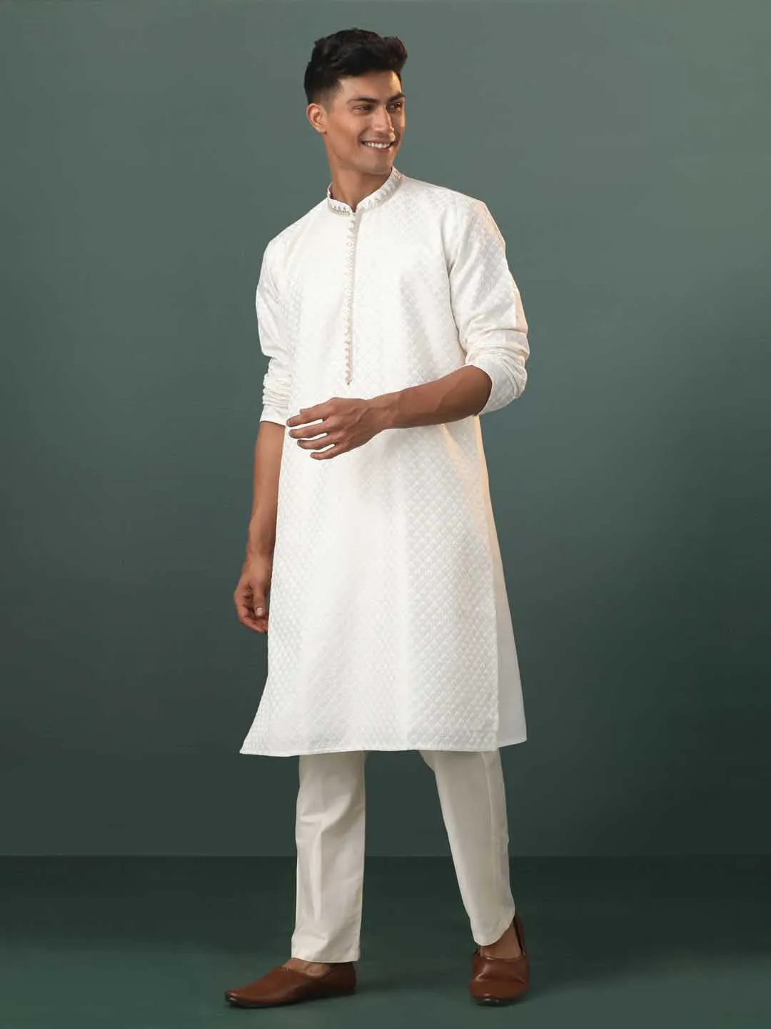 Vastramay Cream Embroidered Cotton Kurta Pyjama