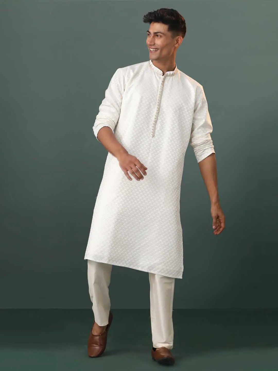 Vastramay Cream Embroidered Cotton Kurta Pyjama