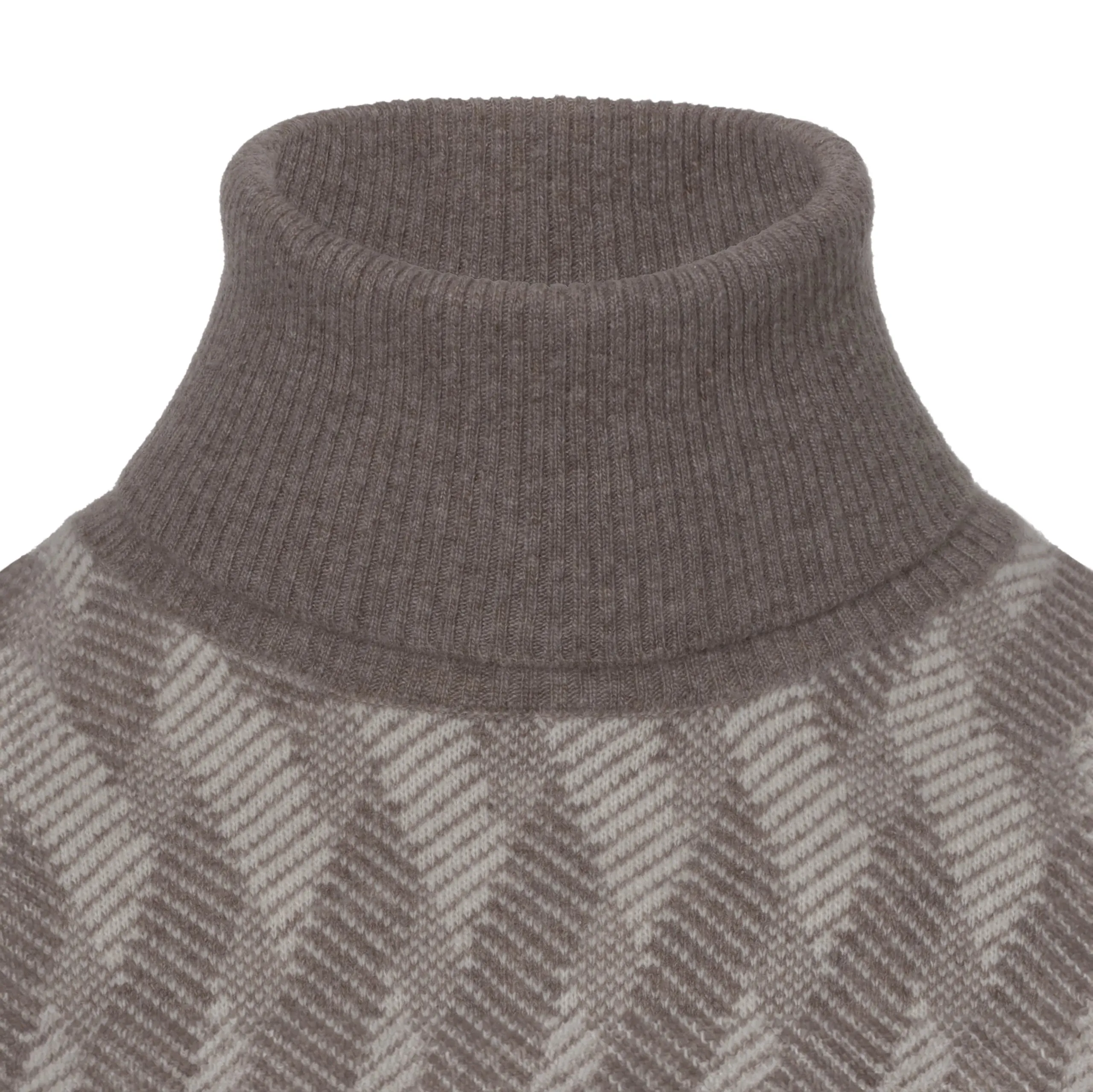 Wool and Cashmere Turtleneck Sweater in Oak Brown